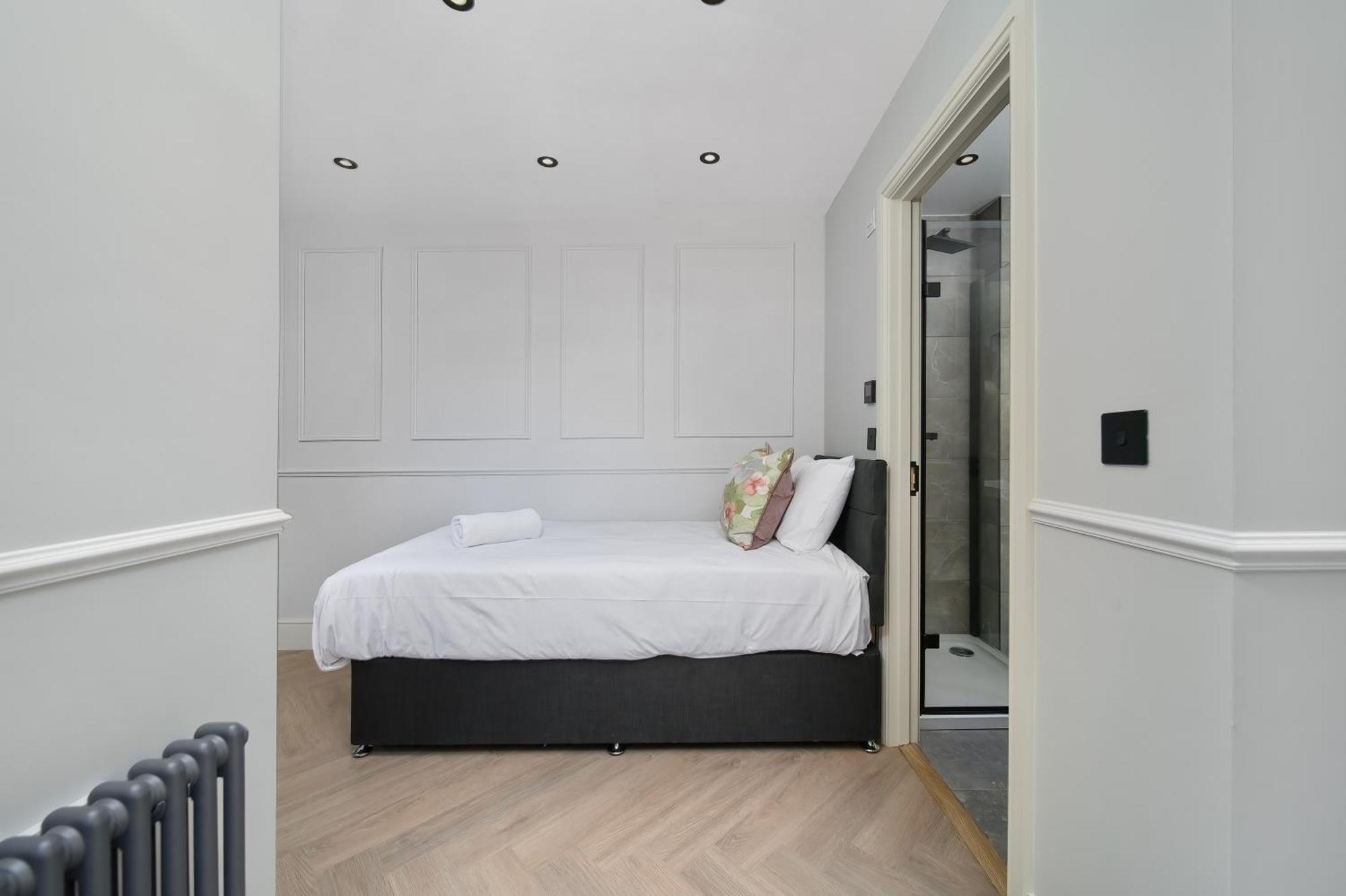 Nine Elms Modern Studio Apartments London Exterior foto