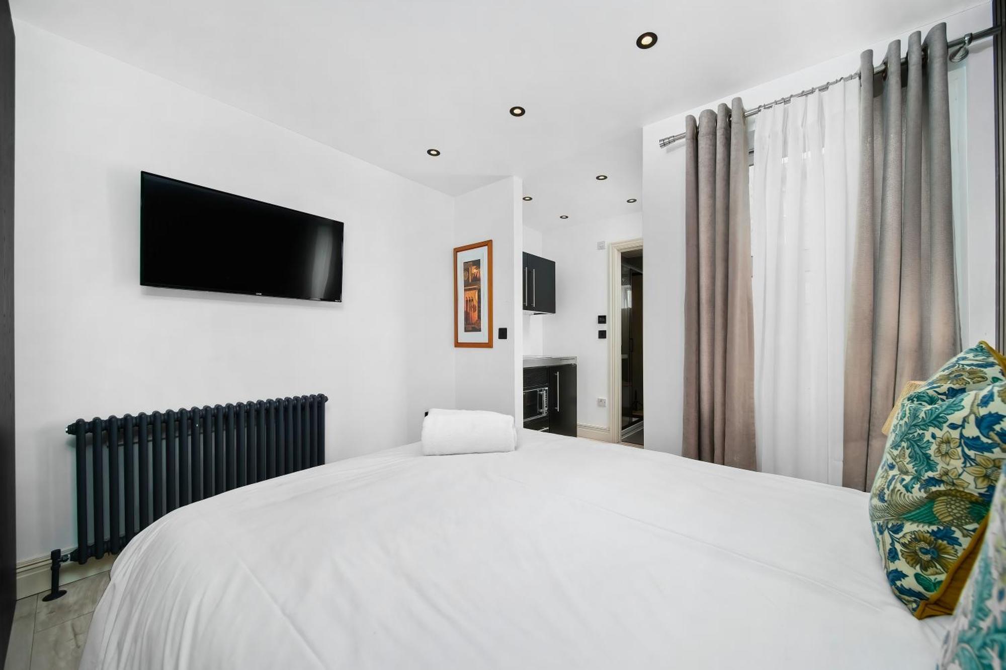 Nine Elms Modern Studio Apartments London Exterior foto