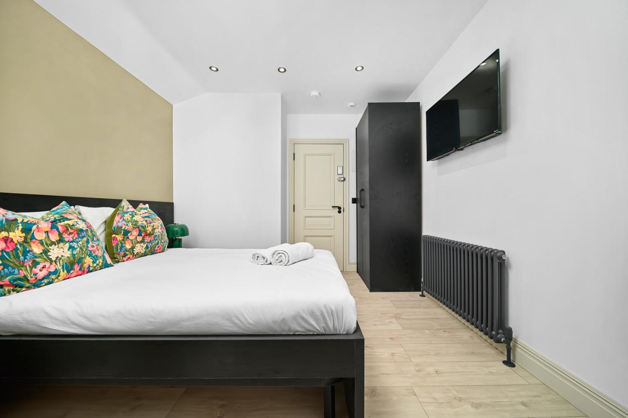 Nine Elms Modern Studio Apartments London Exterior foto