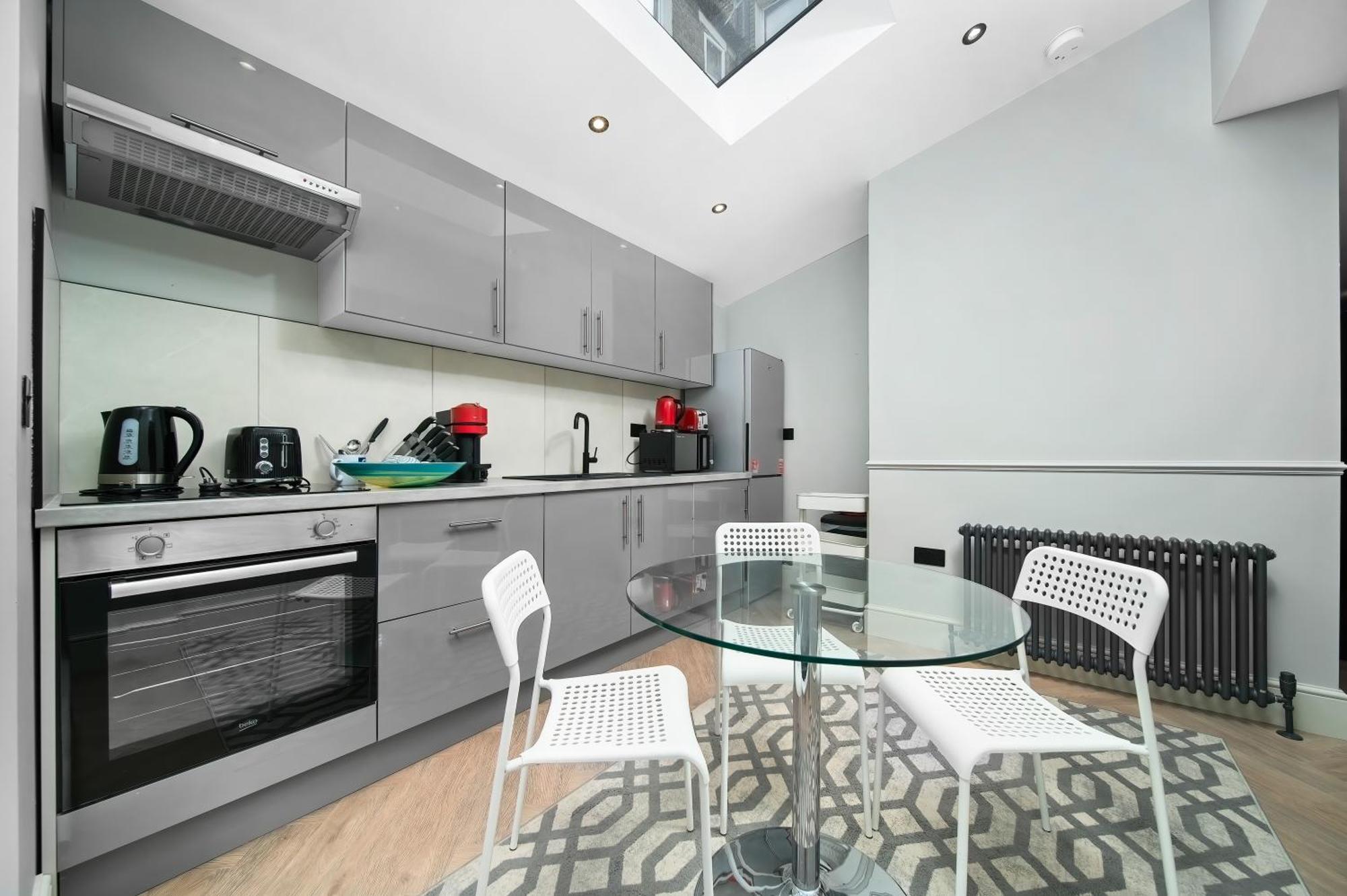 Nine Elms Modern Studio Apartments London Exterior foto