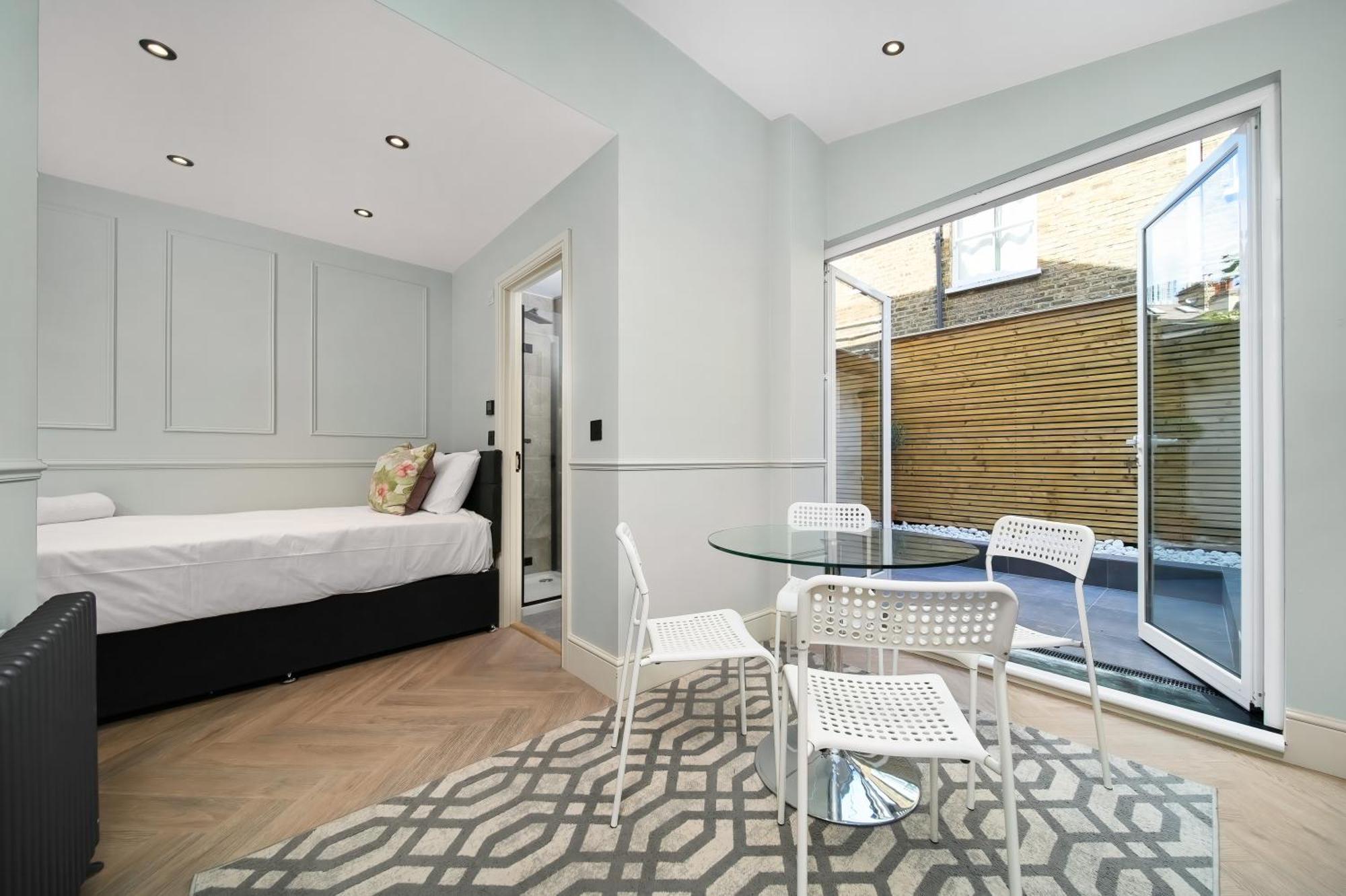 Nine Elms Modern Studio Apartments London Exterior foto
